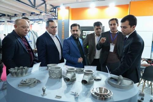 بازدید مدیران دانشگاه های ازبکستان از نمایشگاه ایران ساخت